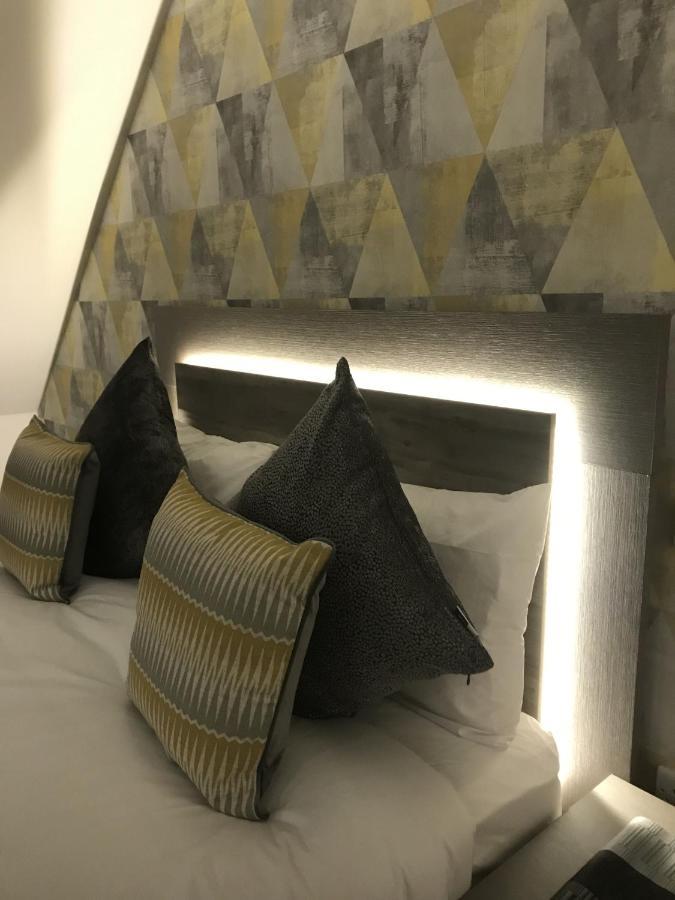 Sunset Studio Apartments Aberaeron Bagian luar foto